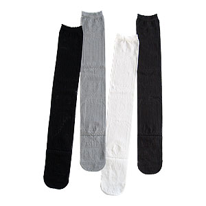 �V���N 60%, �i�C���� 40% �̔���̐S�n�悢���i�ł��B�����������Y��ŁA���m���ƃR�[�f�B�l�[�g�ɂ����􂵂����ł��ˁB[�i�c : ANTIPAST / �A���e�B�p�X�g