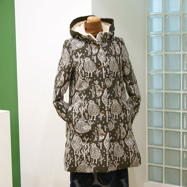 mina perhonen : ミナ ペルホネン ] home circle : コート