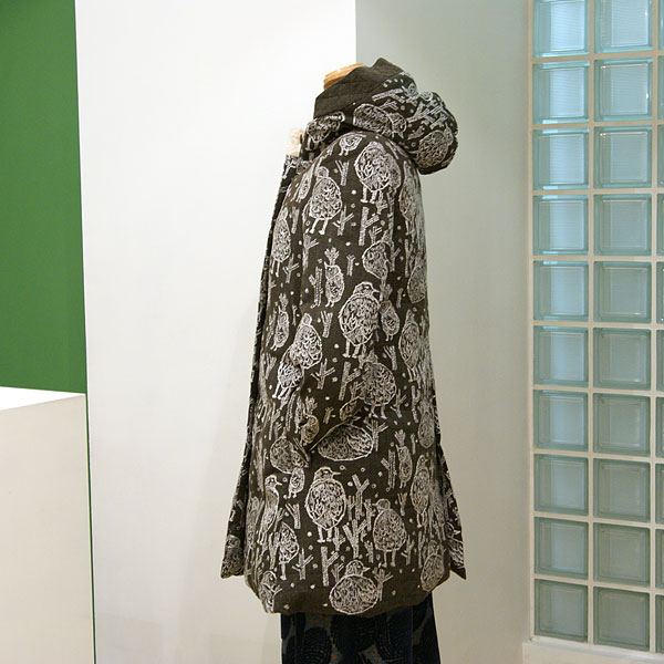 mina perhonen : ミナ ペルホネン ] home circle : コート